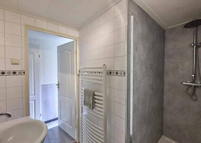 T Kaatsheuveltje 7 カーツスフーフェル